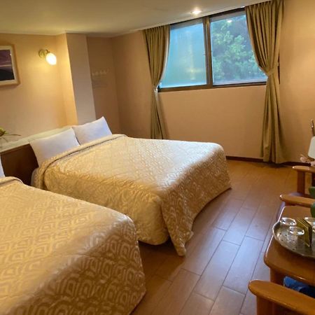 Hotel 登山別館 à Zhongzheng  Extérieur photo