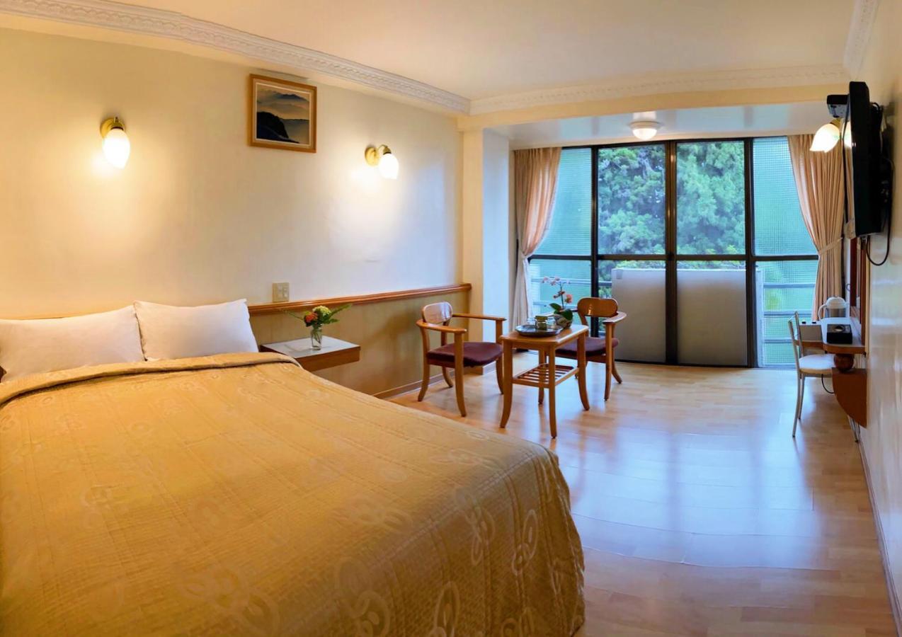 Hotel 登山別館 à Zhongzheng  Extérieur photo